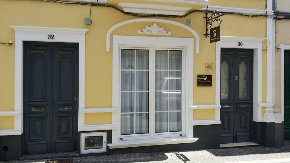 Azor International Hostel Ponta Delgada المظهر الخارجي الصورة